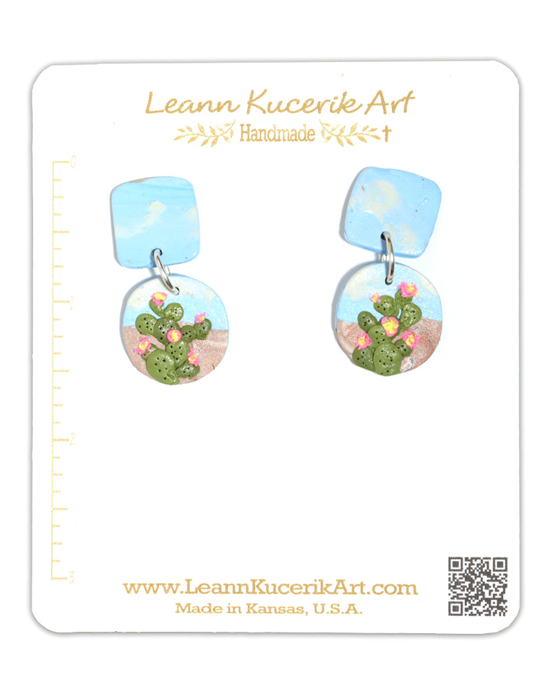 Prickly-Pear Cactus Earrings Round top